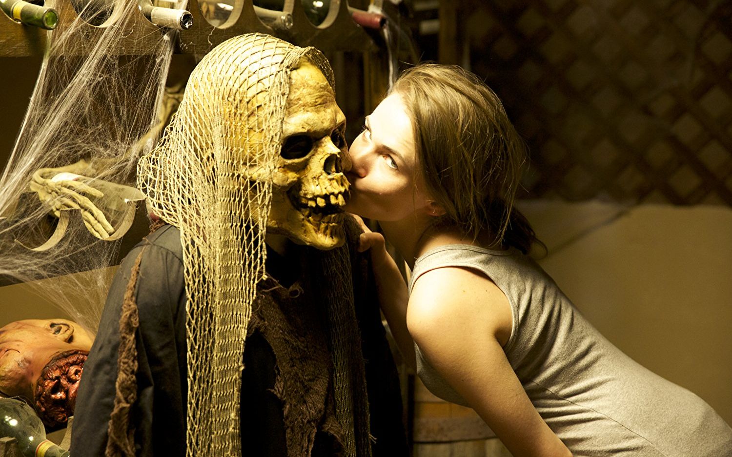 胆小慎入这部伪记录电影吓得人想吐几分钟看完地狱屋