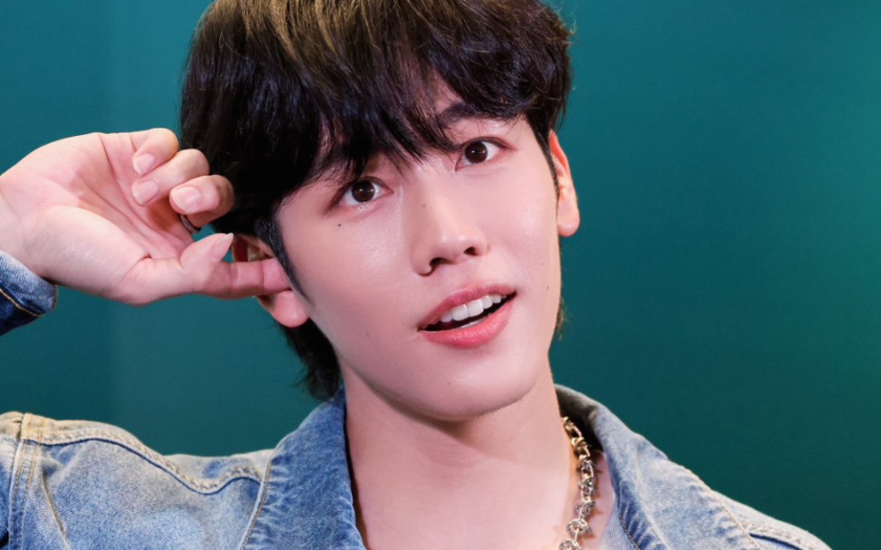 天官赐福/谢怜/warwanarat/或许你可以是谢怜呀……惊鸿一瞥,百世沦陷