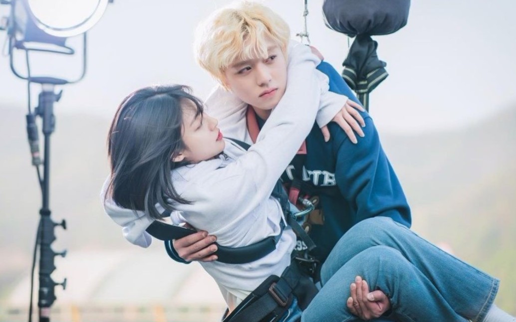 【朴志训×姜敏儿】"学姐,你可以喜欢我吗?