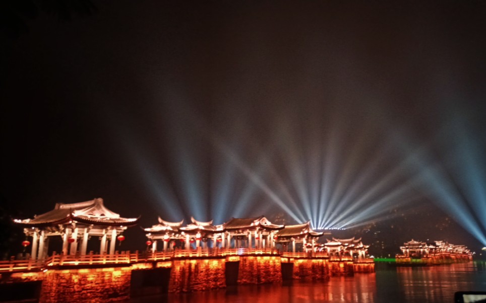 广济桥灯光秀最佳位置图片