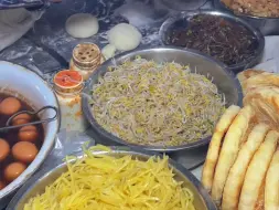 Tải video: 五香烧饼夹菜，开封夜市上的美食