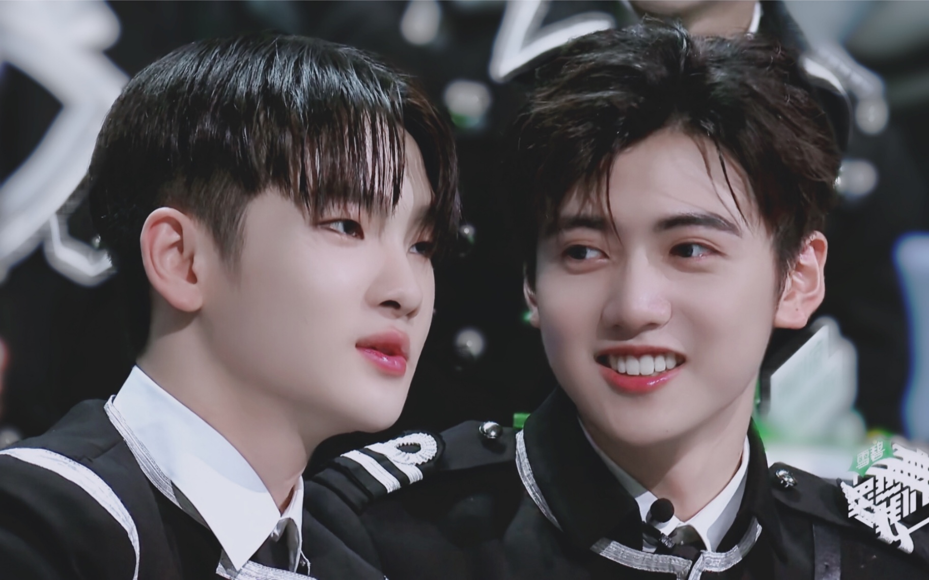 【嘉南 | 周震南x焉栩嘉 】有南南的地方嘉嘉就是侧脸,宠溺的笑和无