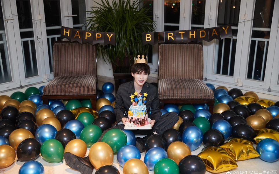 【r1se 赵磊】广州体育西路 珠江新城生日地铁屏打卡