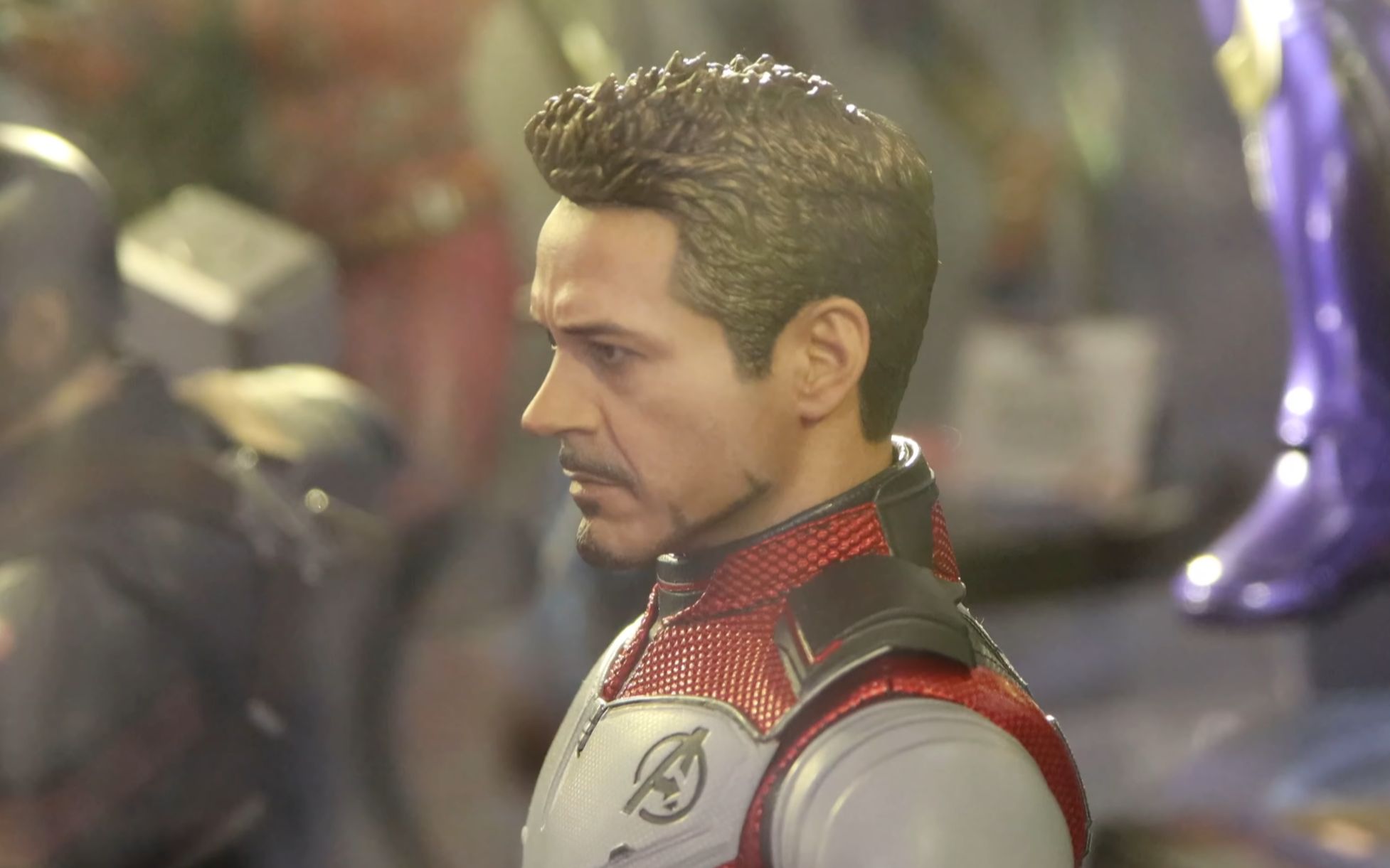 近距离观看 首款量子服 ht hottoys 托尼 钢铁侠 钱包准备好,后面还有