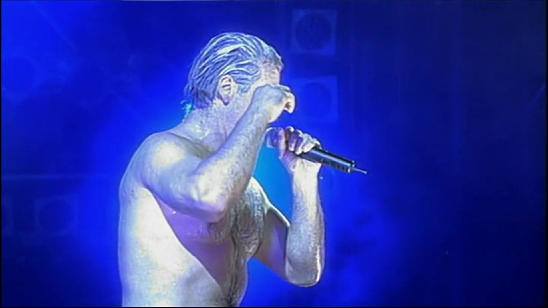 Asche zu asche live aus berlin. Rammstein Live aus Berlin 1998 HD. Рамштайн heirate mich 4к лайв аус Берлин.