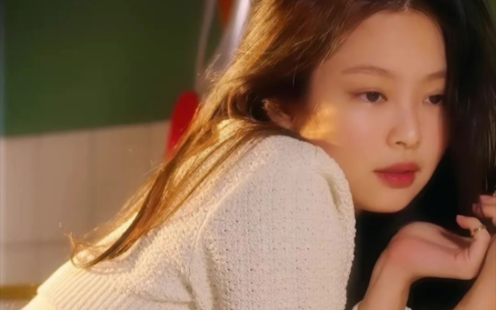 最近bp组合里金珍妮的各种负面新闻闹的沸沸扬扬,一度比内娱一线艺人