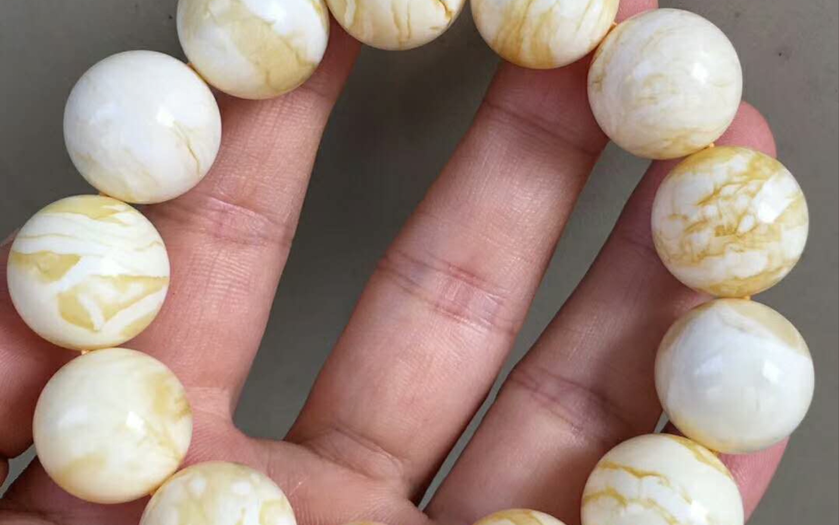 霸气侧漏,白蜜琥珀手串_哔哩哔哩_bilibili