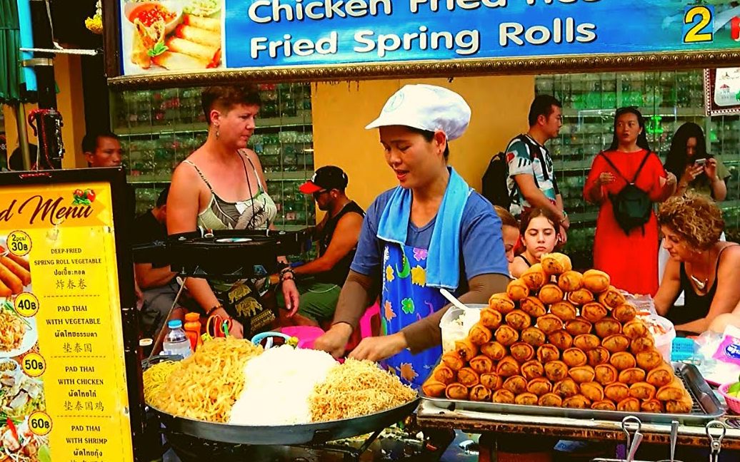 【泰国街头美食】泰国曼谷的考山路街头小吃合集.