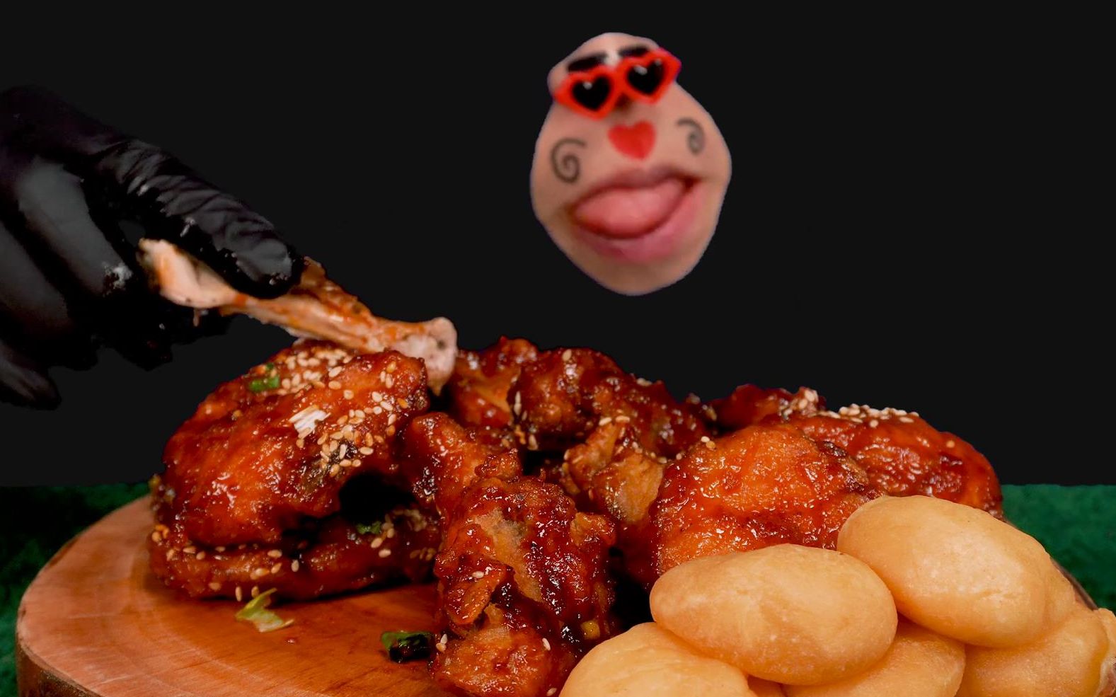 [real mouth]韩国奇葩吃播小哥的日常极限辣的炸鸡~甜,咸,辣的组合是