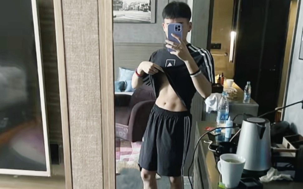 国民探花-超级厉害的小哥哥性感又帅气