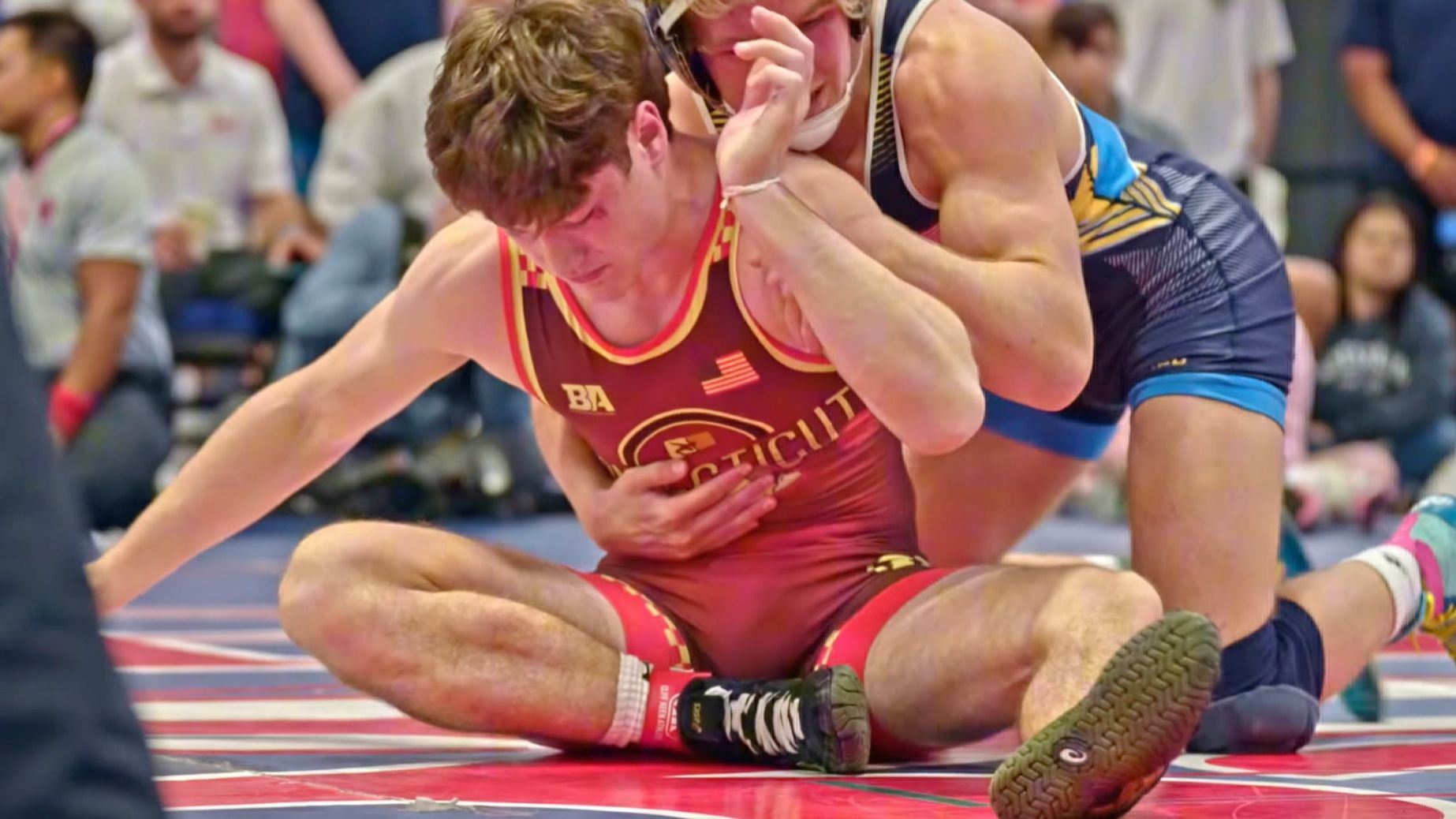 红包保平安 一身阳气 hunter mays vs will ebert 青年男子摔跤