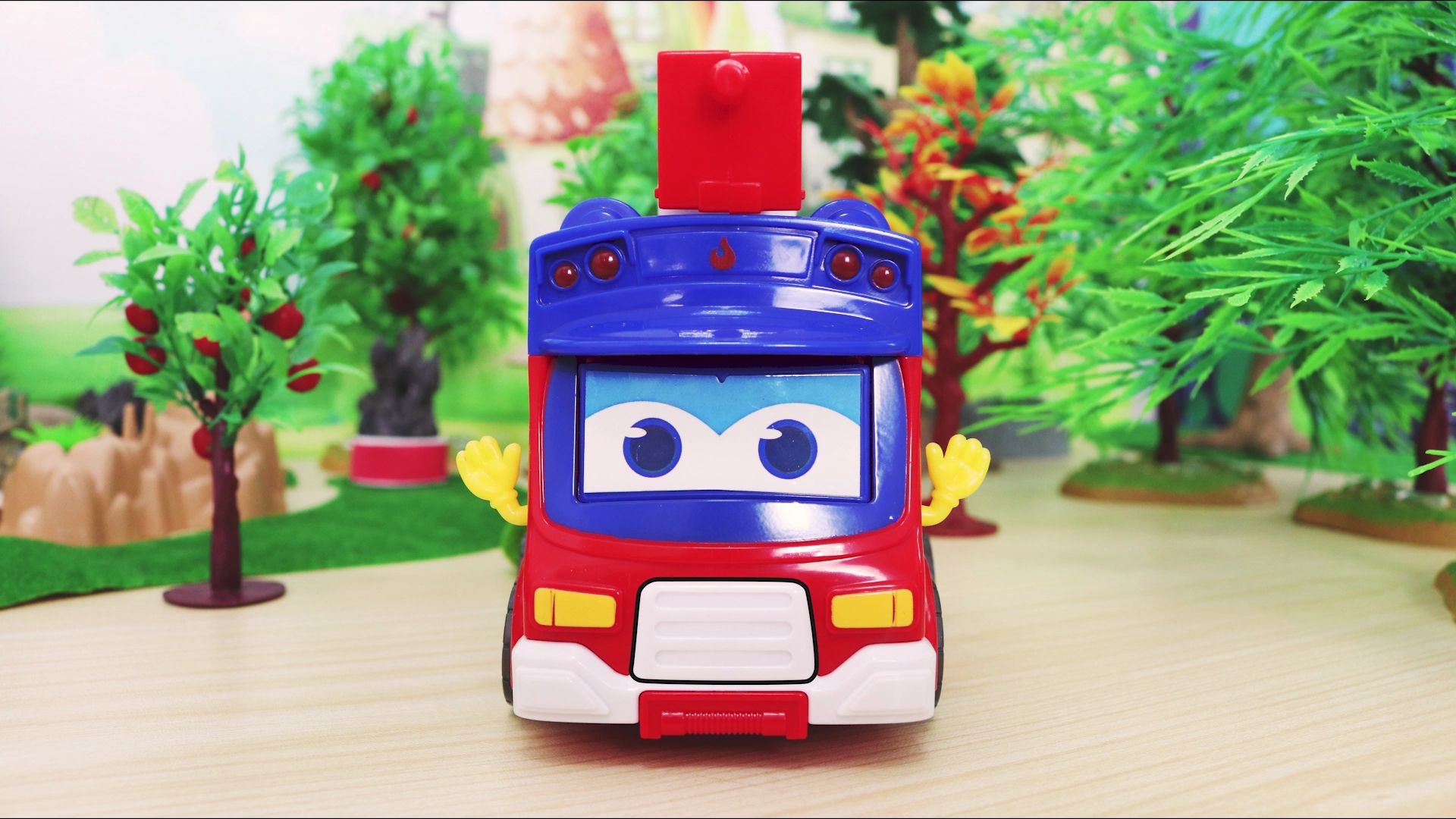 消防车歌德告诉你小朋友遇到火灾应该怎么办