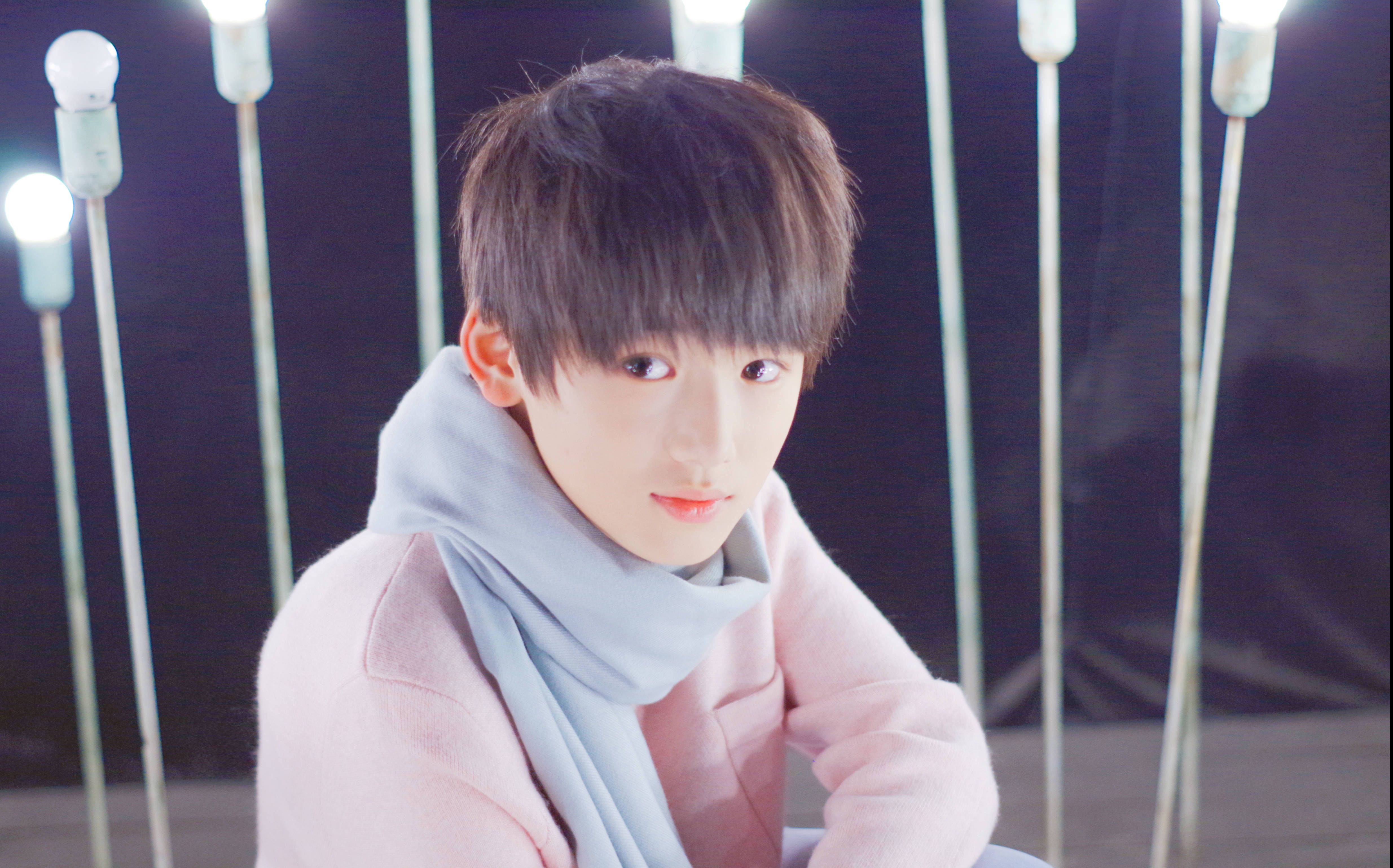 扫一扫分享到微信 收藏 用手机看离线看更方便 【tf家族】【宋亚轩】