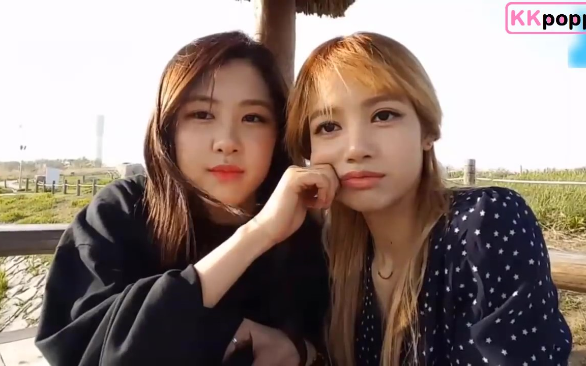 lisa和rose如何相互对待(blackpink chaelisa moments)