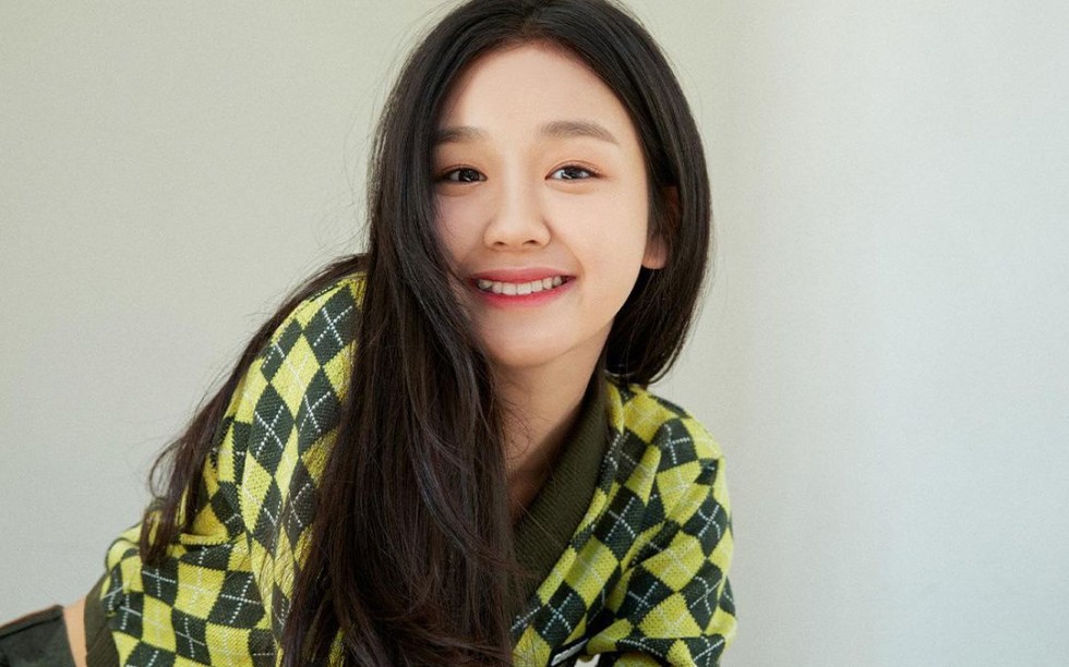 babymonster丨yg更新pharita个人照(拍摄2020)