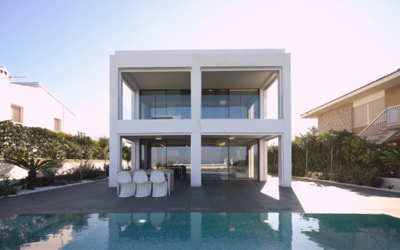 西班牙极简独栋别墅 / carles faus