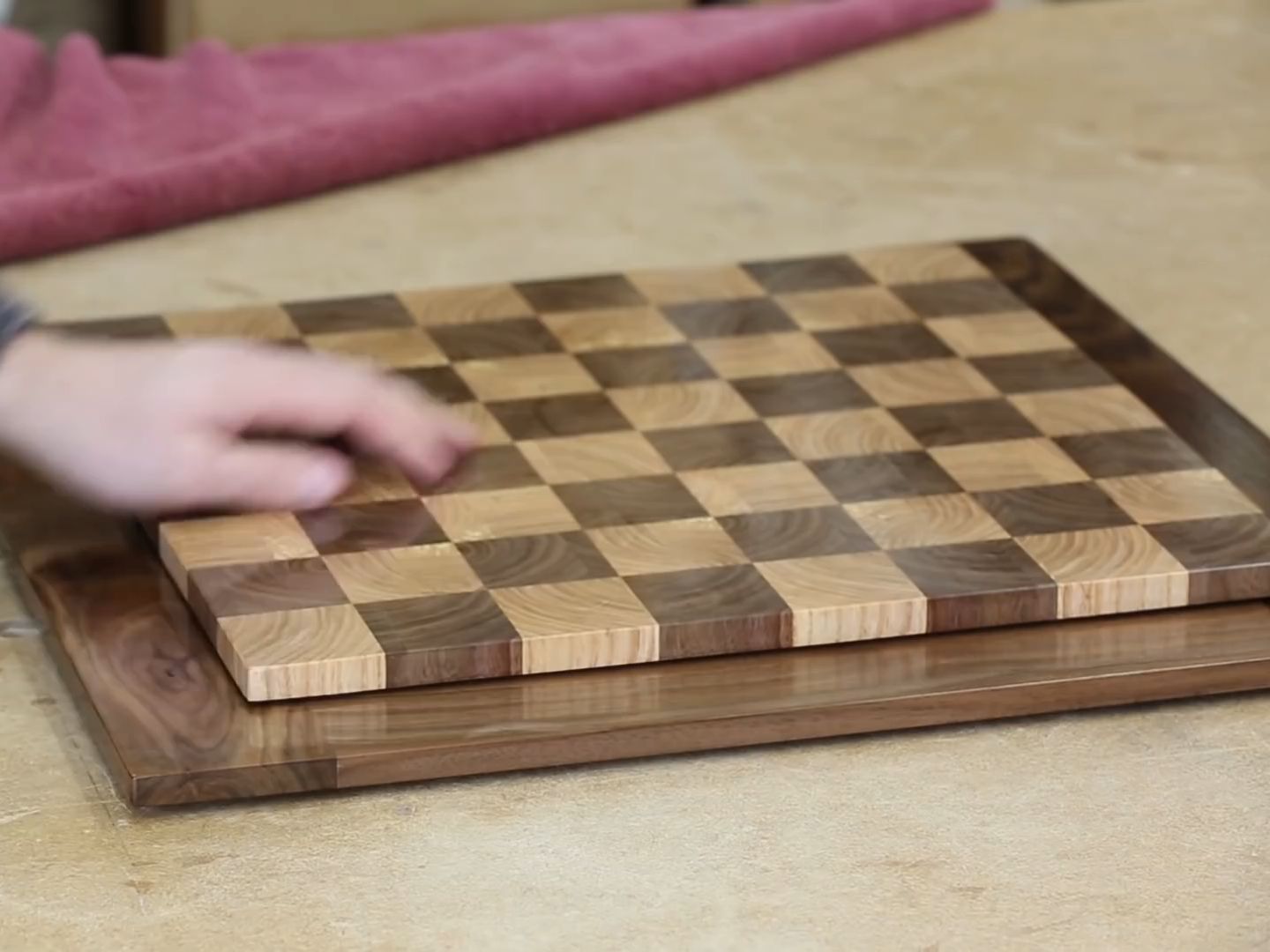 制作一块棋盘(堆台风格?端粒风格?)  Making A Chess Board EndGrain Style哔哩哔哩bilibili