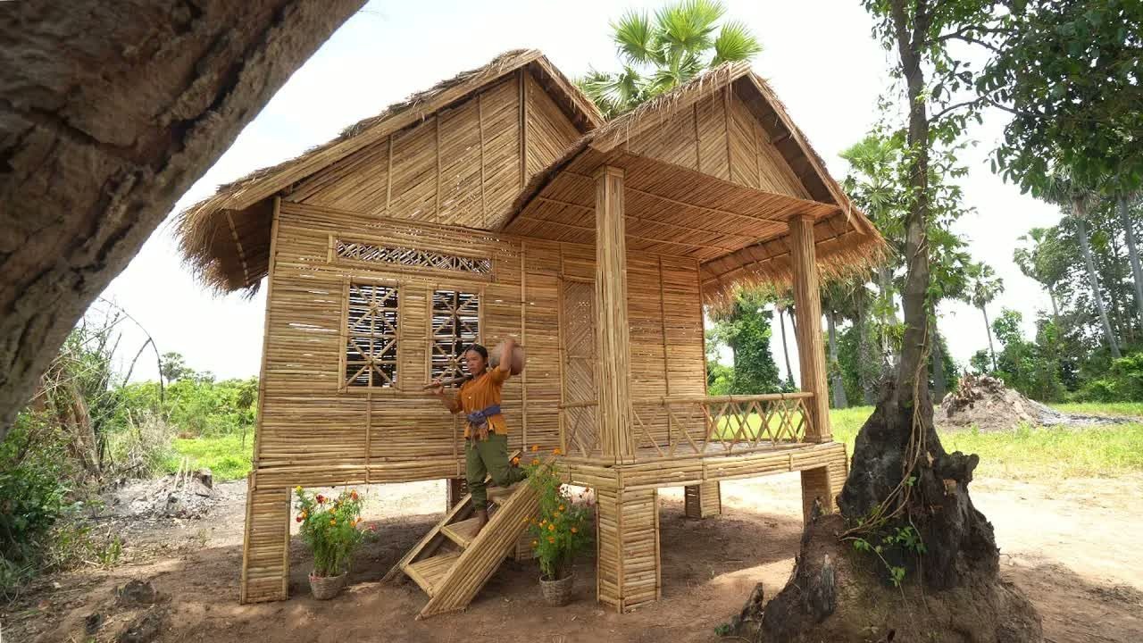 牛人大姐用100天,凭借古老技艺,亲手建造百万富翁级豪华竹屋别墅