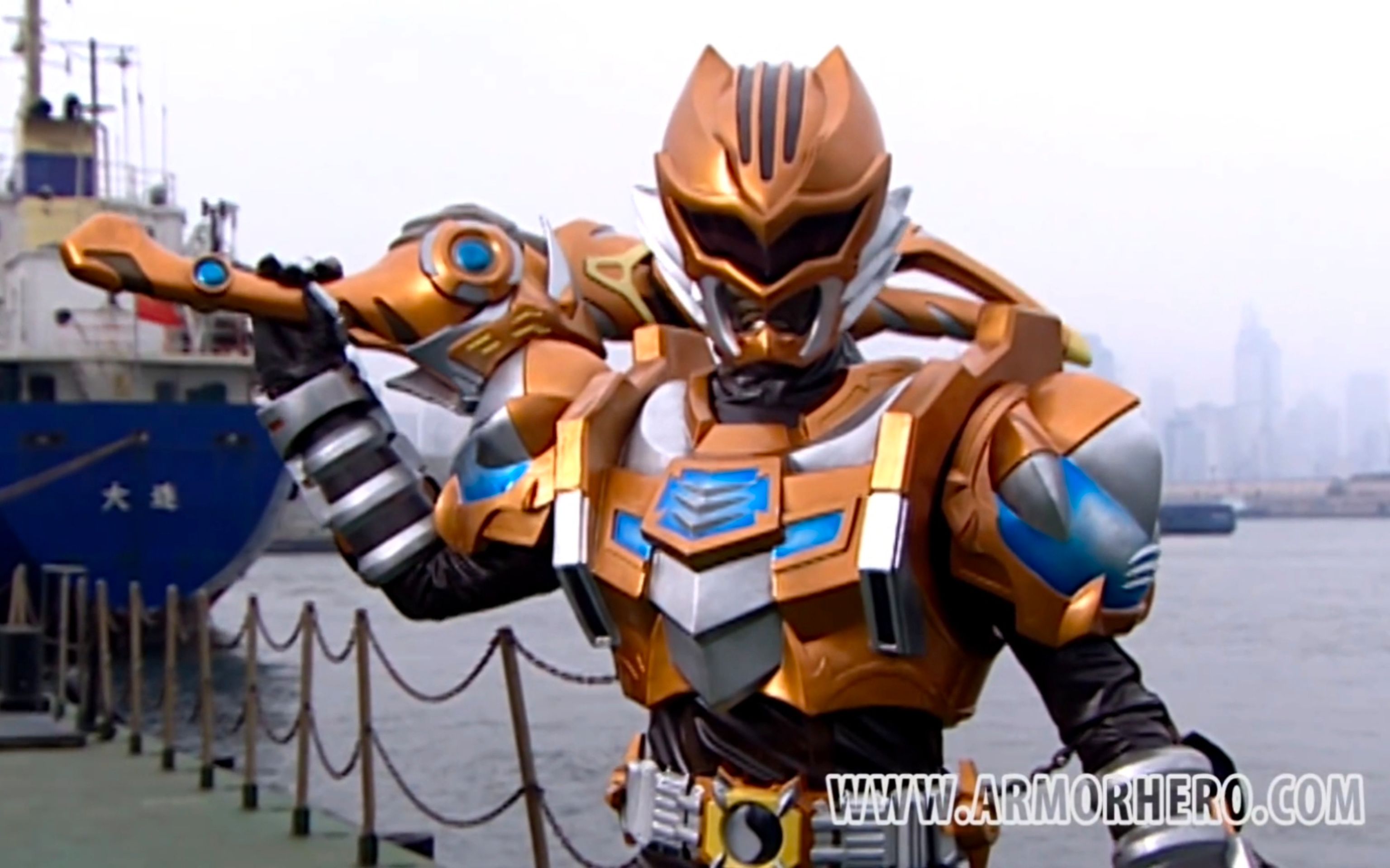 铠甲勇士坤中首次战斗