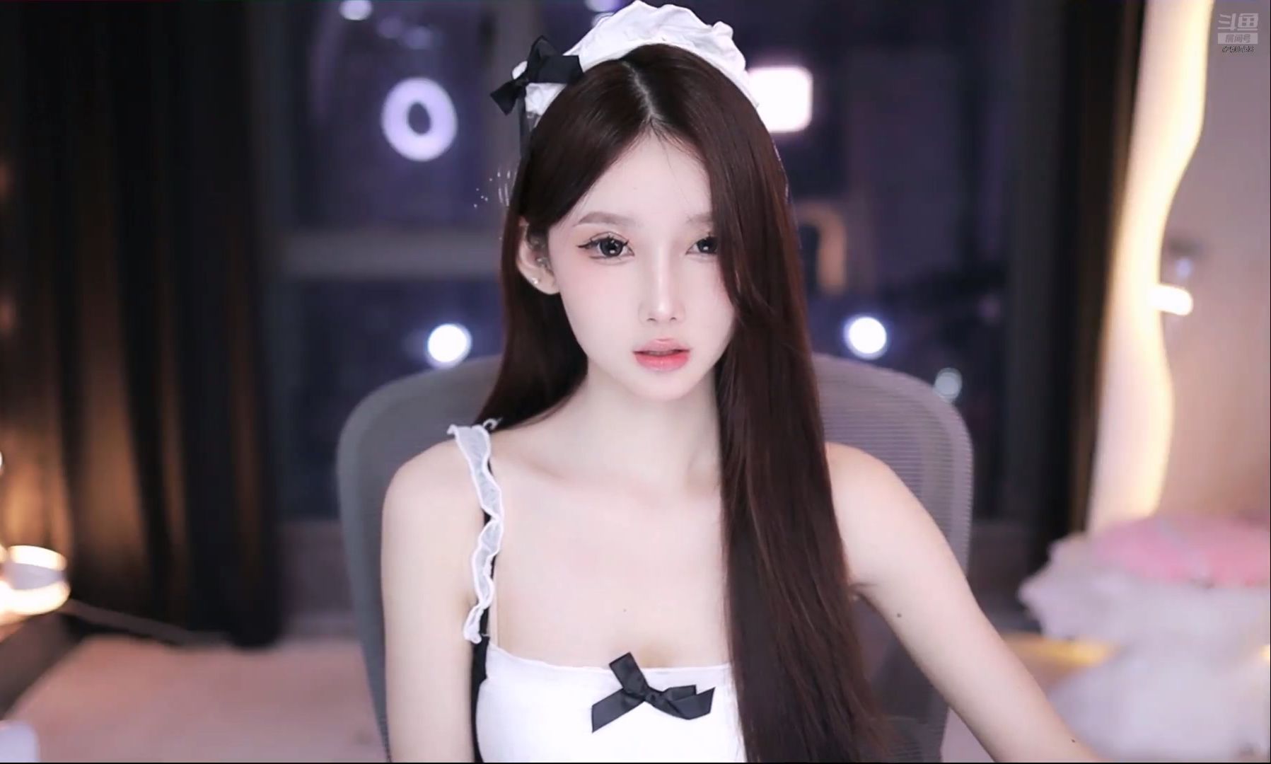 [2024-07-12 21-16-52][ella亦亦][165,会唱歌会跳舞]