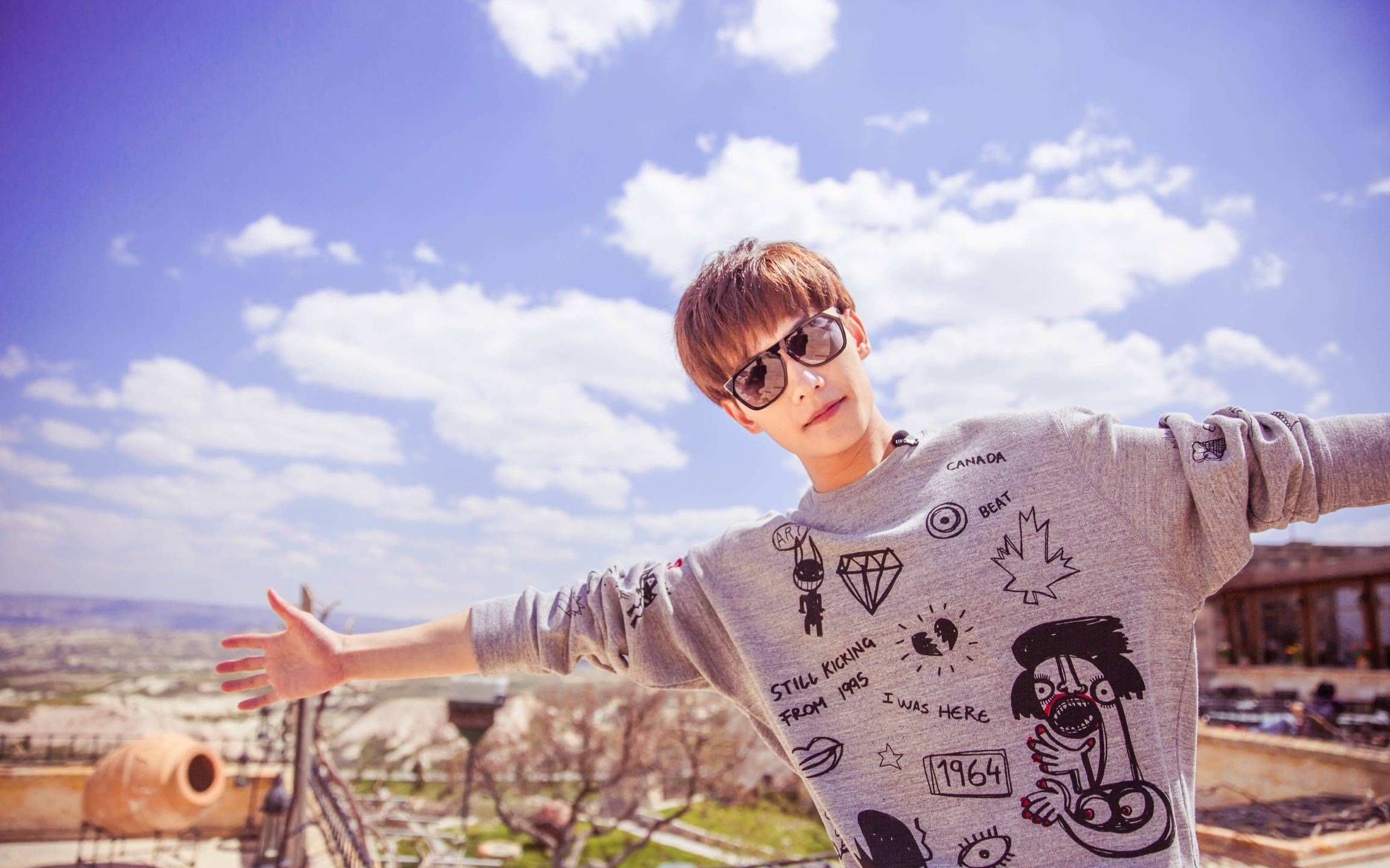 【杨洋】一笑奈何(魅者弹琴 · 芙蓉雨)