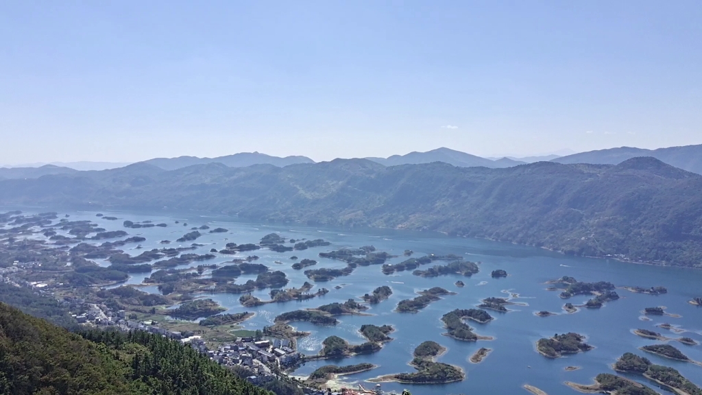 仙岛湖天空之镜图片