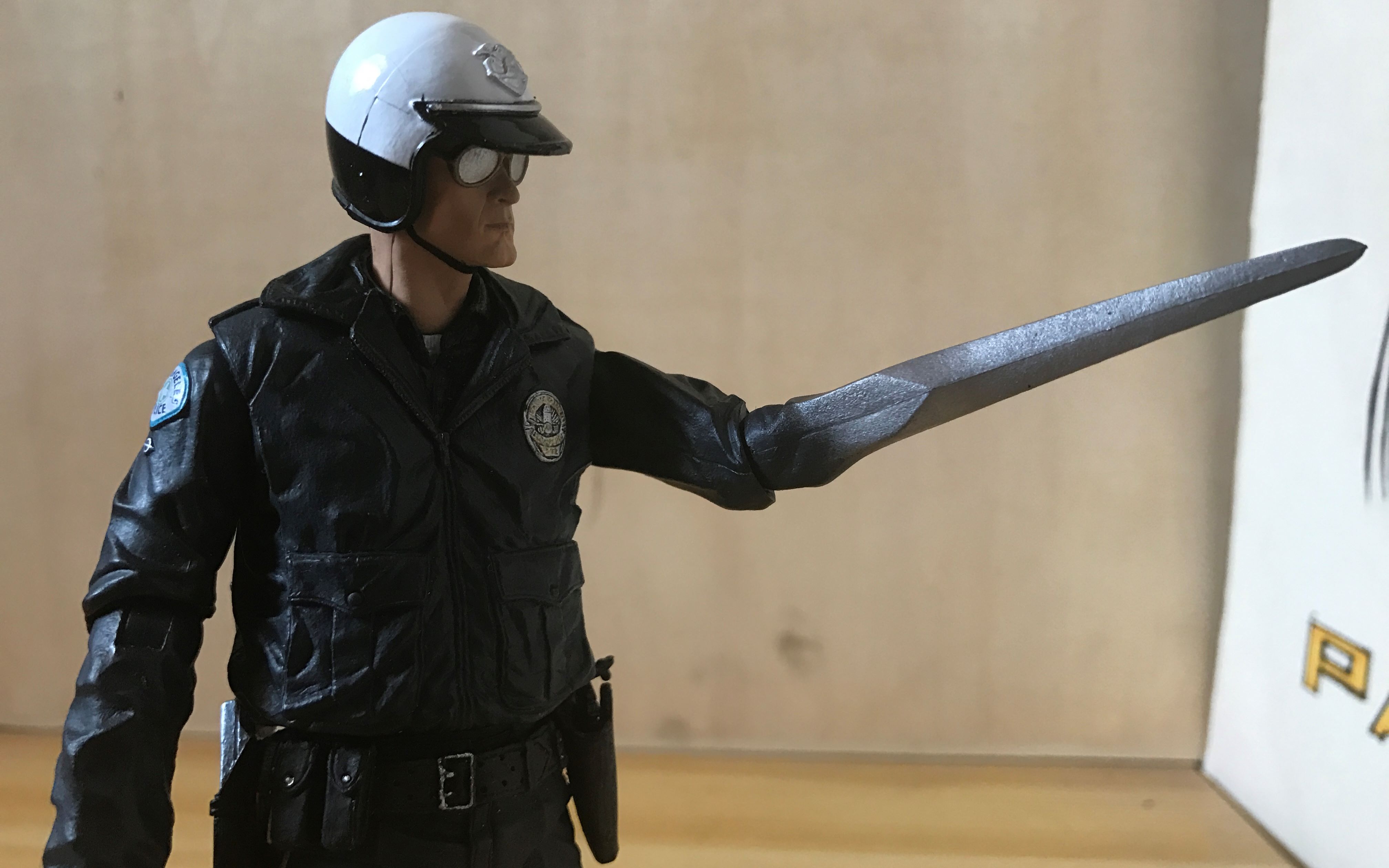 骑士模玩第19期neca终结者2审判日豪华版t1000骑警形象玩具测评