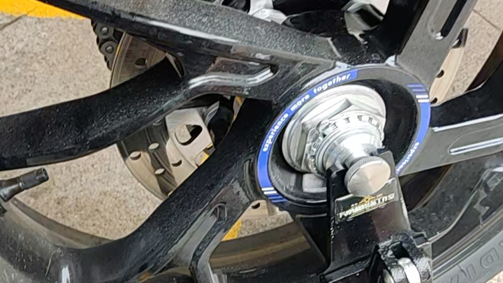 单摇臂 助力起车架