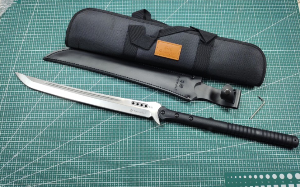 两分钟装配一把本州战刃加长排障刀:像素3**