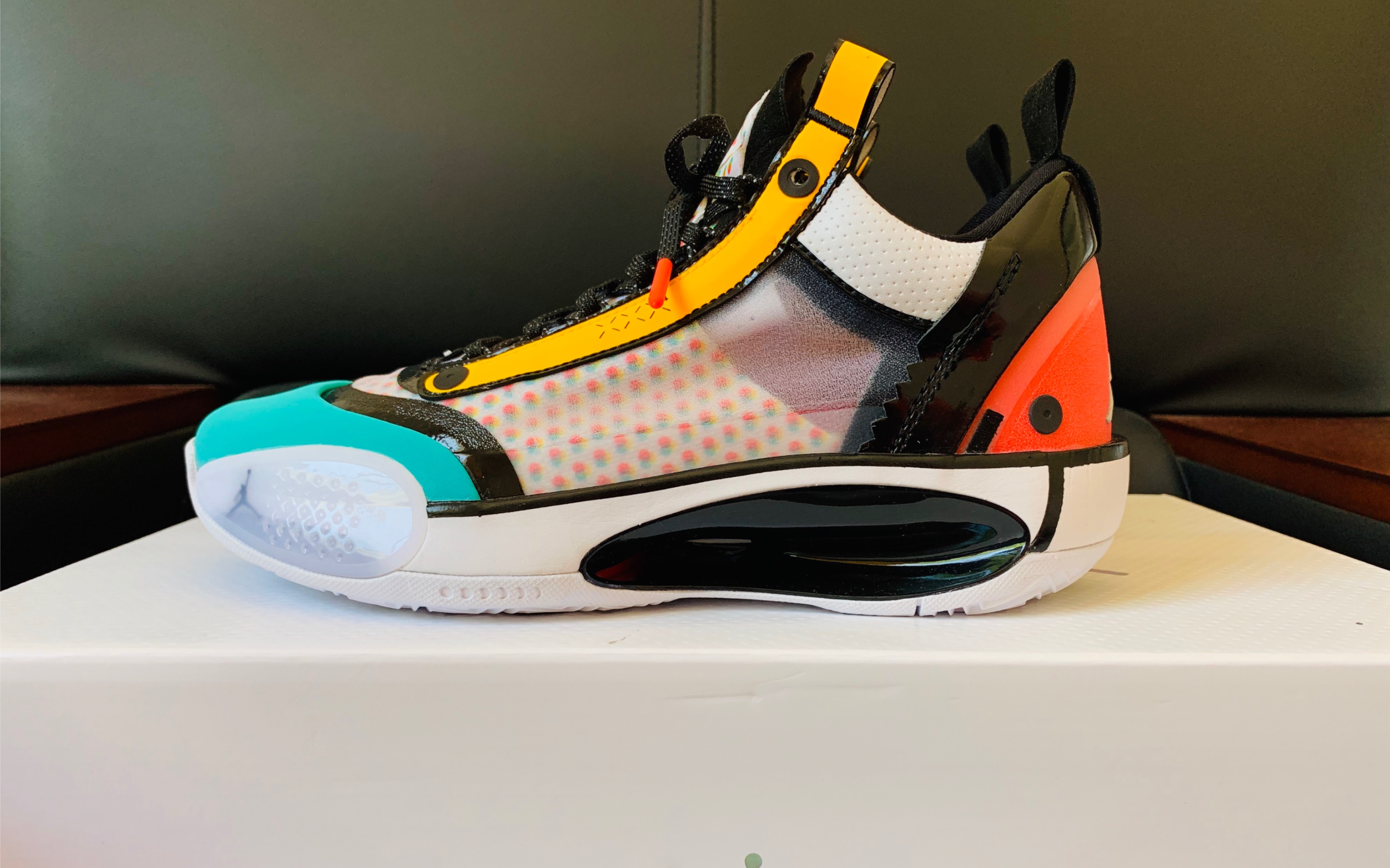 「johnson聊球鞋」aj34 low 郭艾伦_哔哩哔哩 (゜-゜)つロ 干杯~-bili