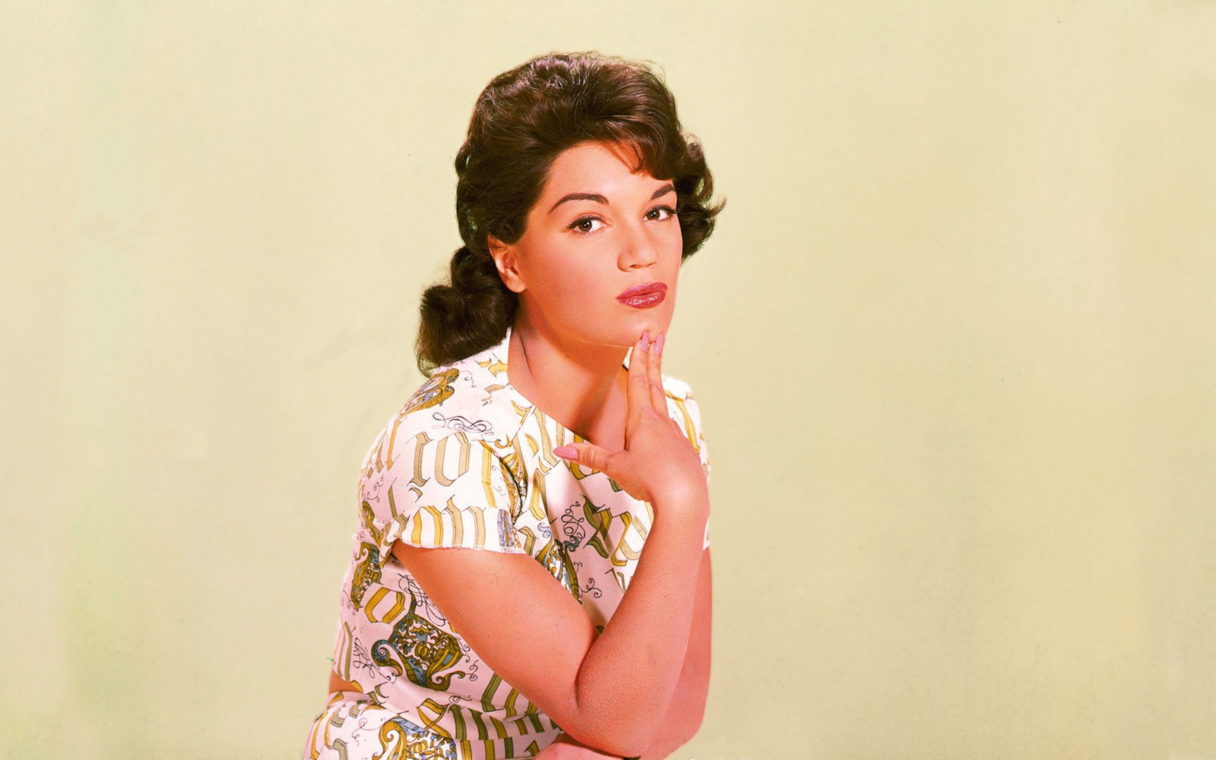 听60年代美国女歌手演唱德语歌曲 sch02ner fremder mann - connie