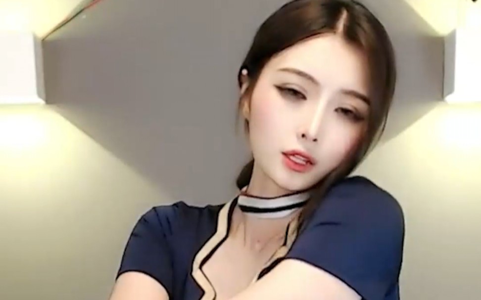 【竖版】虎牙晴小兔 骚舞 电臀 美腿 制服csgh