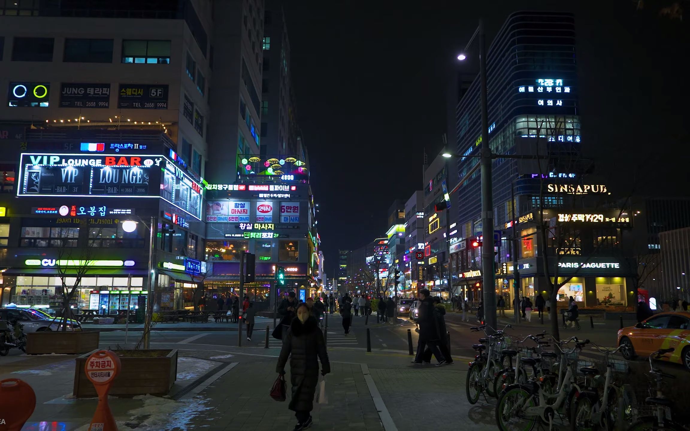 【超清韩国】在临近夜晚的韩国首尔街头散步漫步