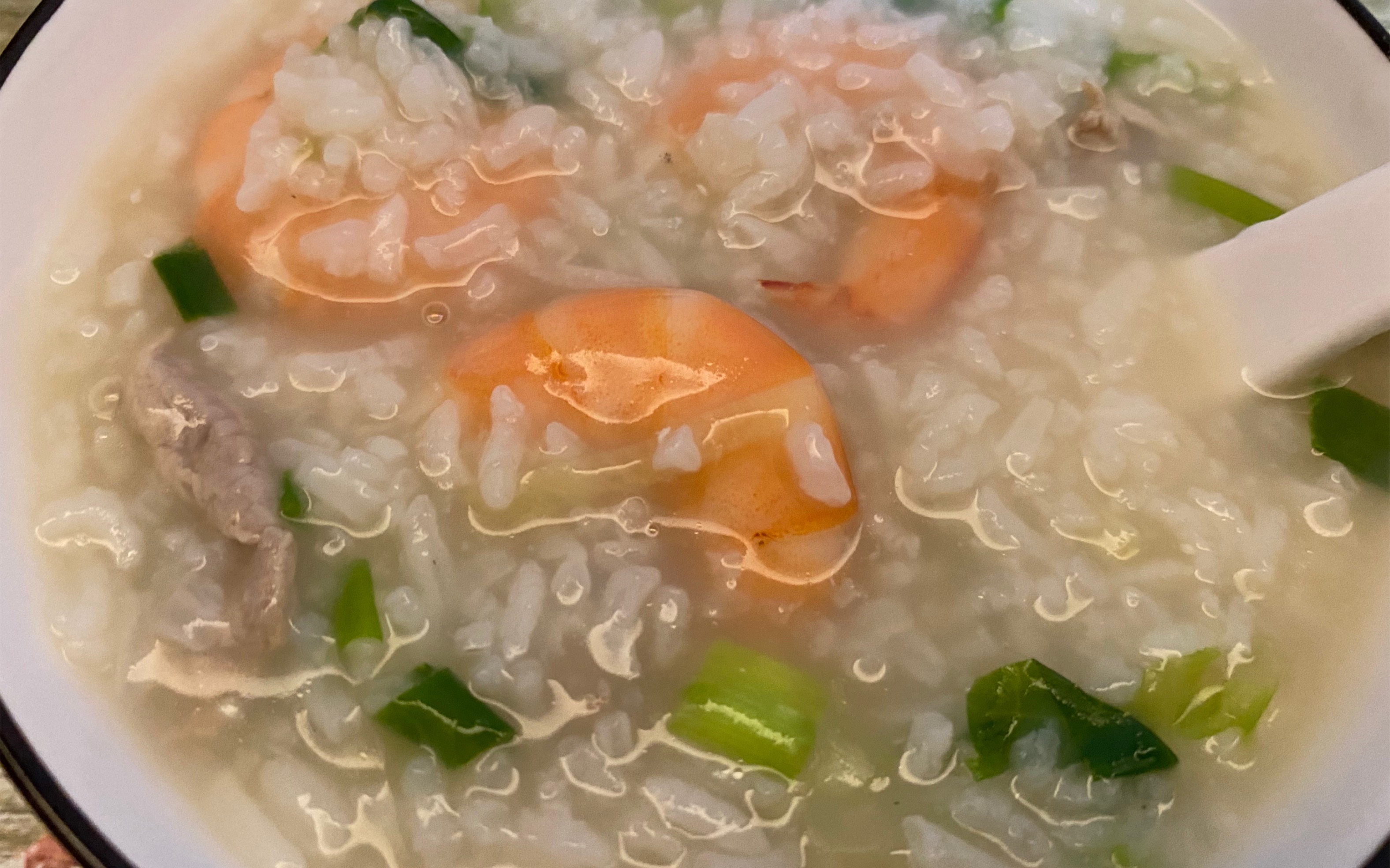 生滚广式海鲜瘦肉粥