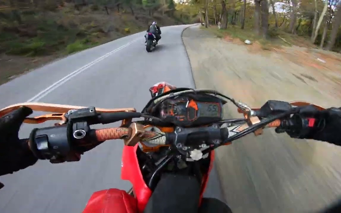 ktm 690滑胎 山路追本田cbr954