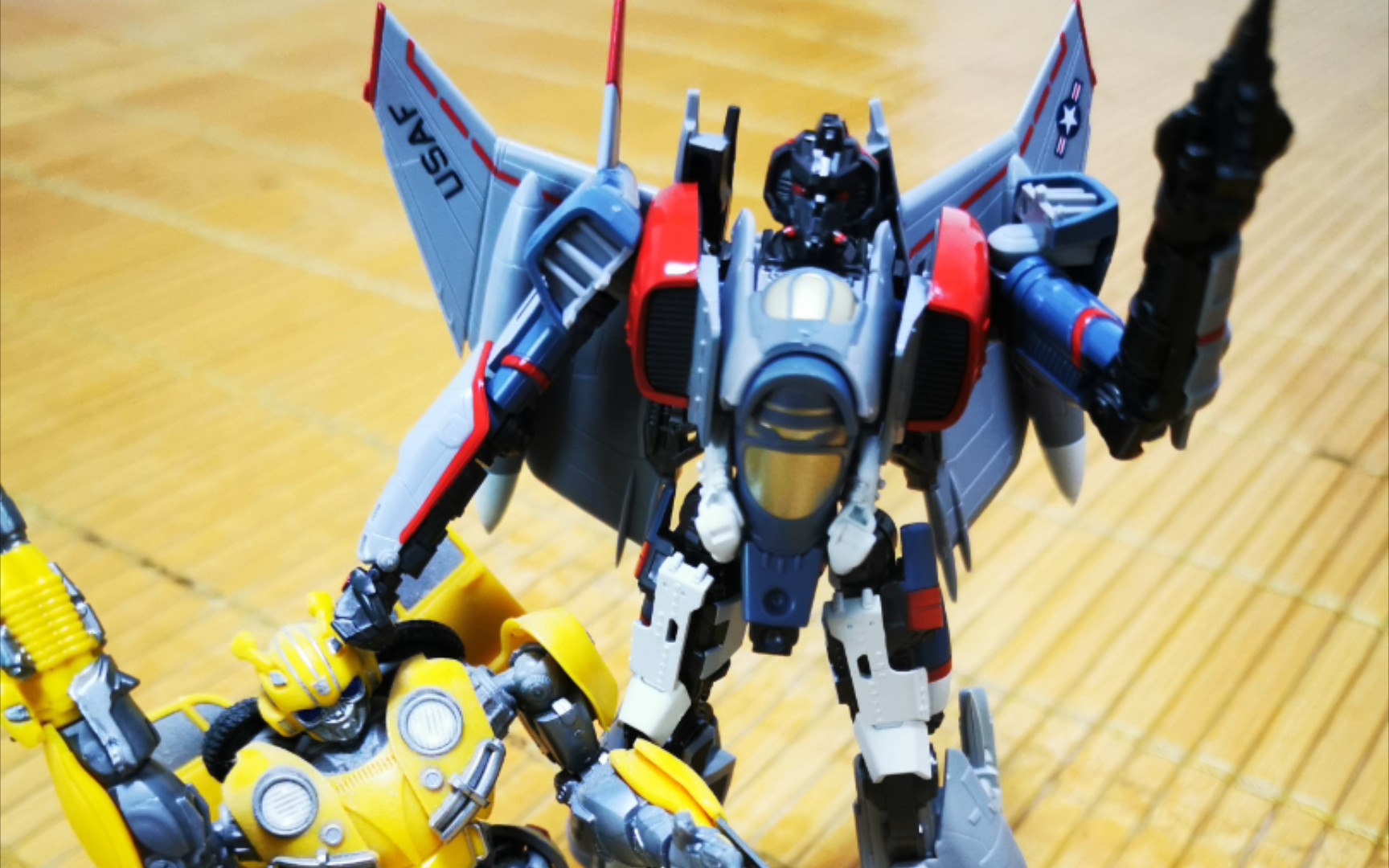 小号手变形金刚系列《闪电》开箱拼装分享.