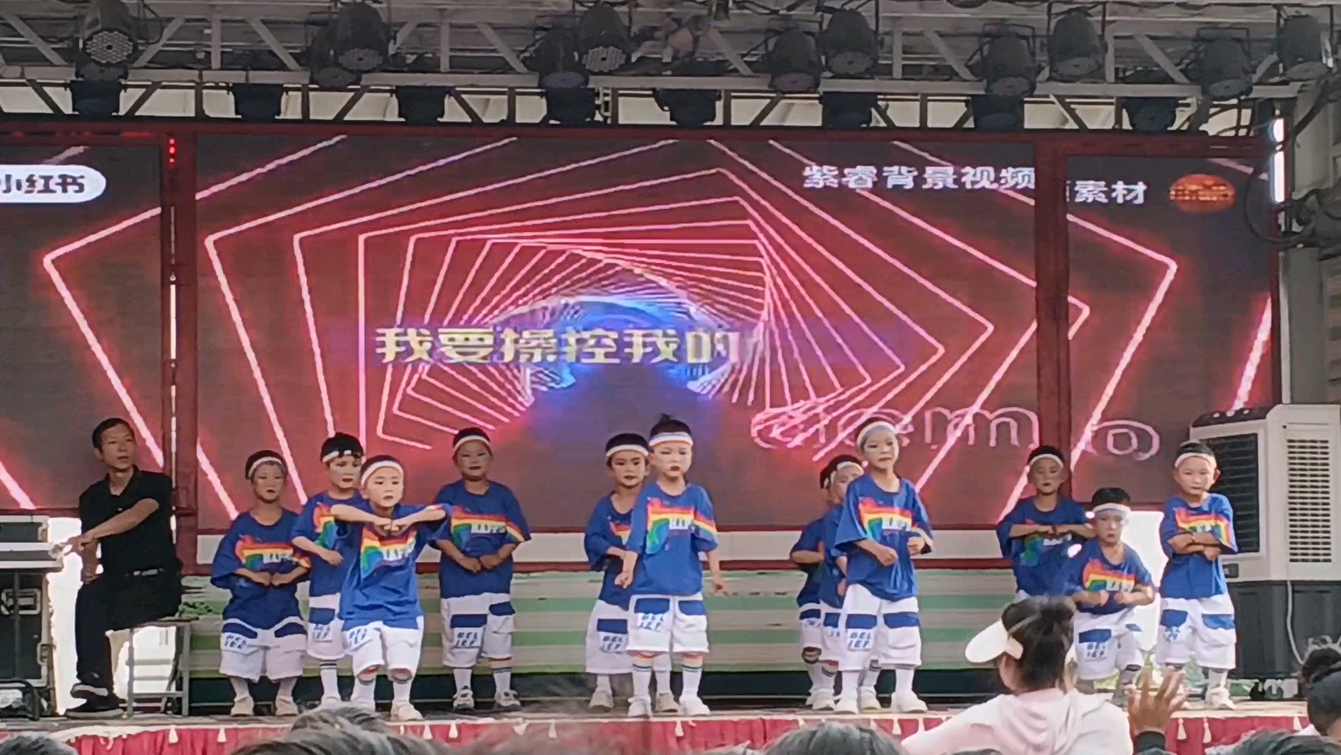 搞笑小剧场开演了:精彩演绎