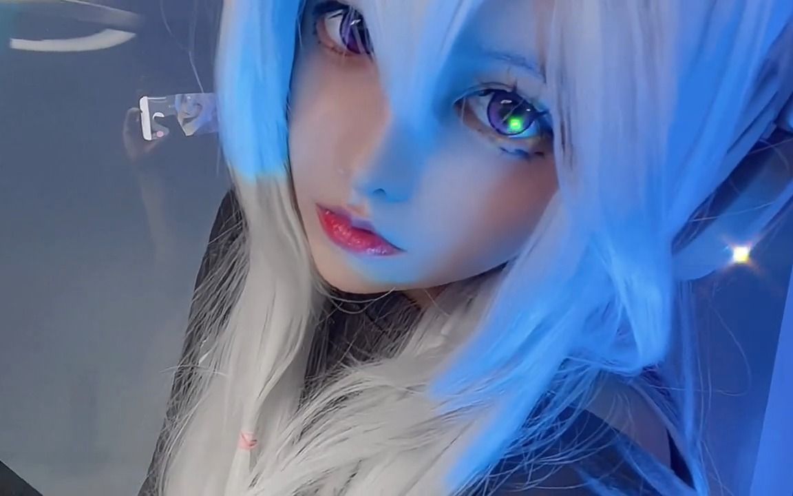 美女cos二次元美女