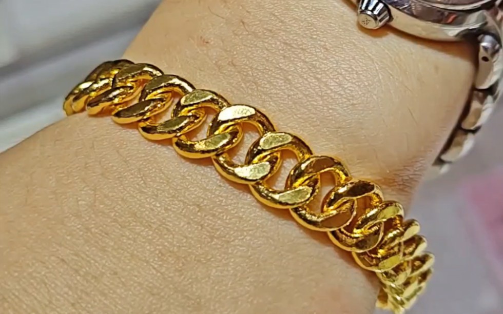 现场加工55克男女同款喜平黄金手链,马鞭手链