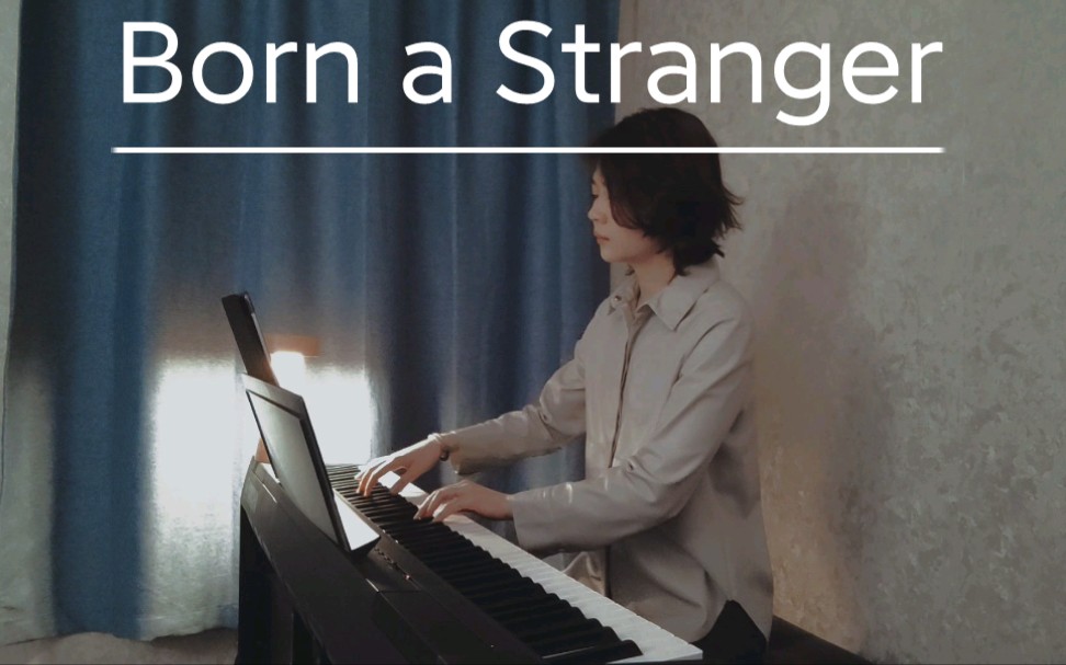 [图]Born a Stranger - “To the Moon”