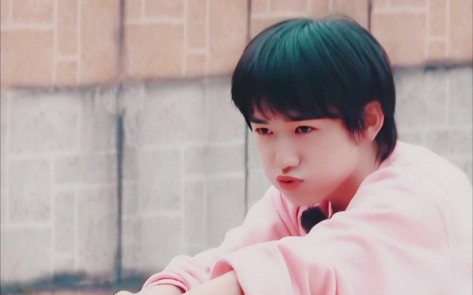 15岁的弟弟弹唱《遇见》好温柔一男孩【宋亚轩】