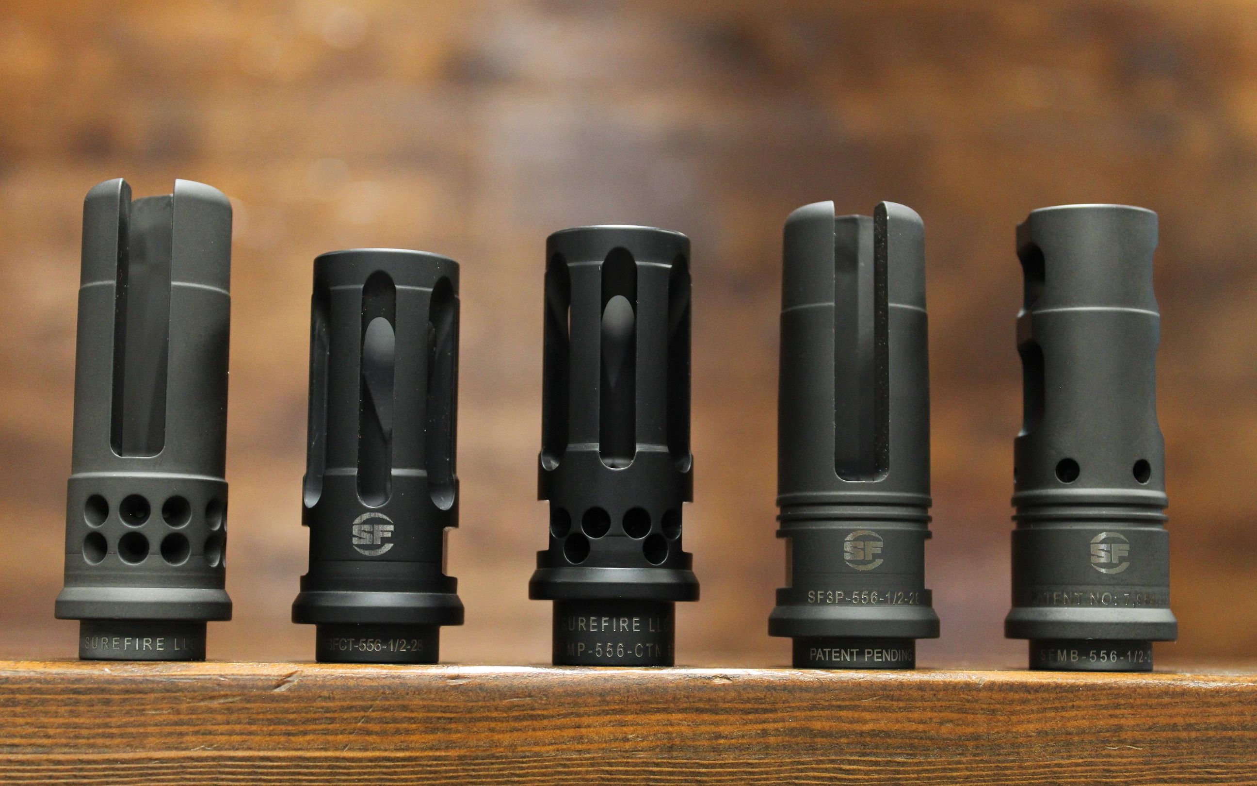 【夜间实弹对比】消焰器和制退器哪家强?_哔哩哔哩_bilibili