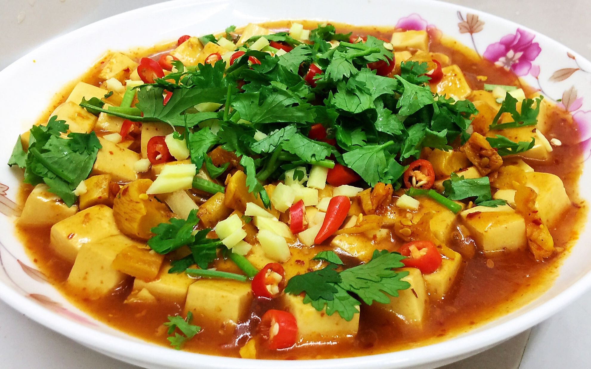 酸辣豆腐的做法,嫩豆腐这样做,能让你吃出初恋的感觉