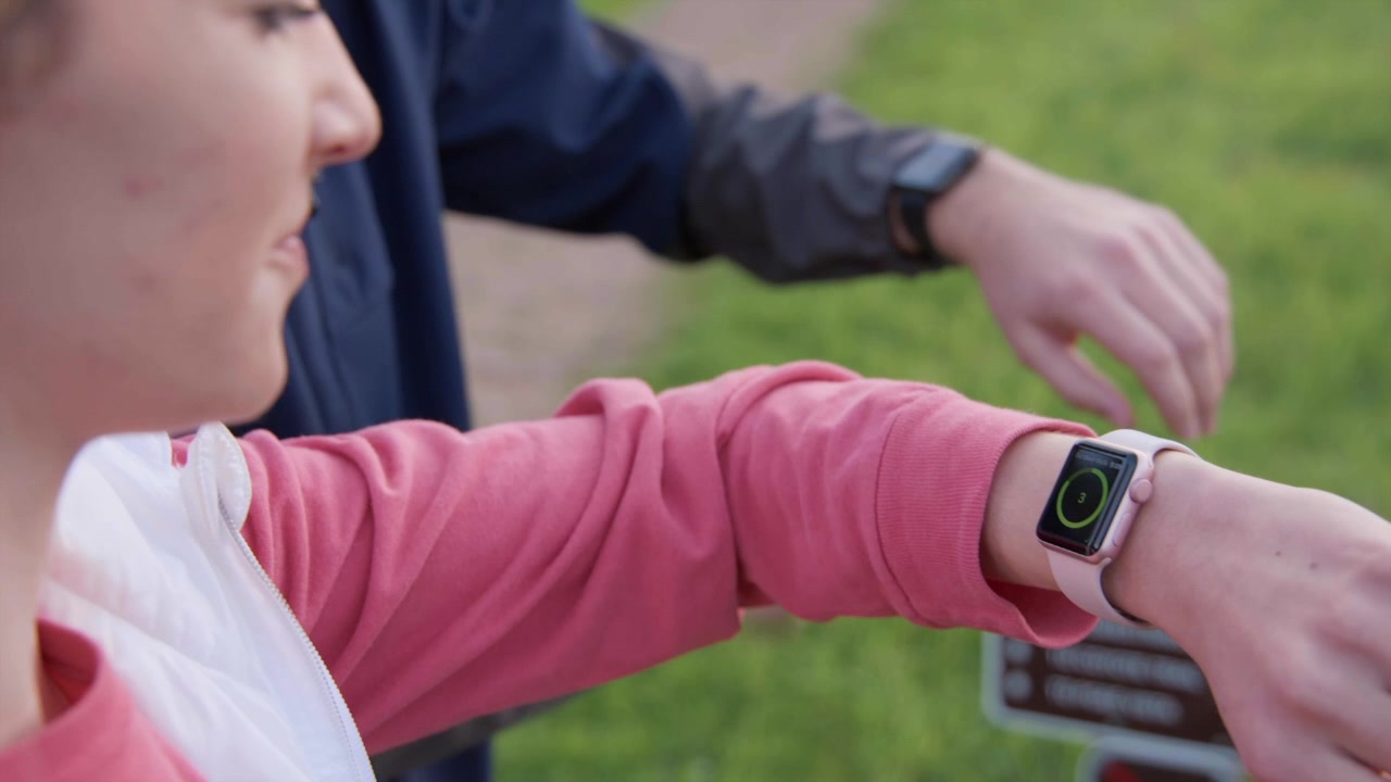 苹果 Apple Watch对企业健康的帮助(Apple Watch for Corporate Wellness) 宣传片哔哩哔哩bilibili