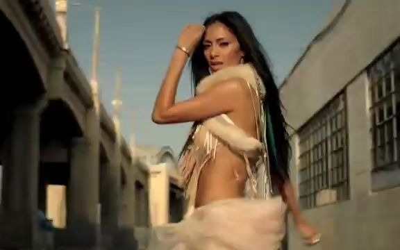 [图]Nicole Scherzinger - Right There ft. 50 Cent