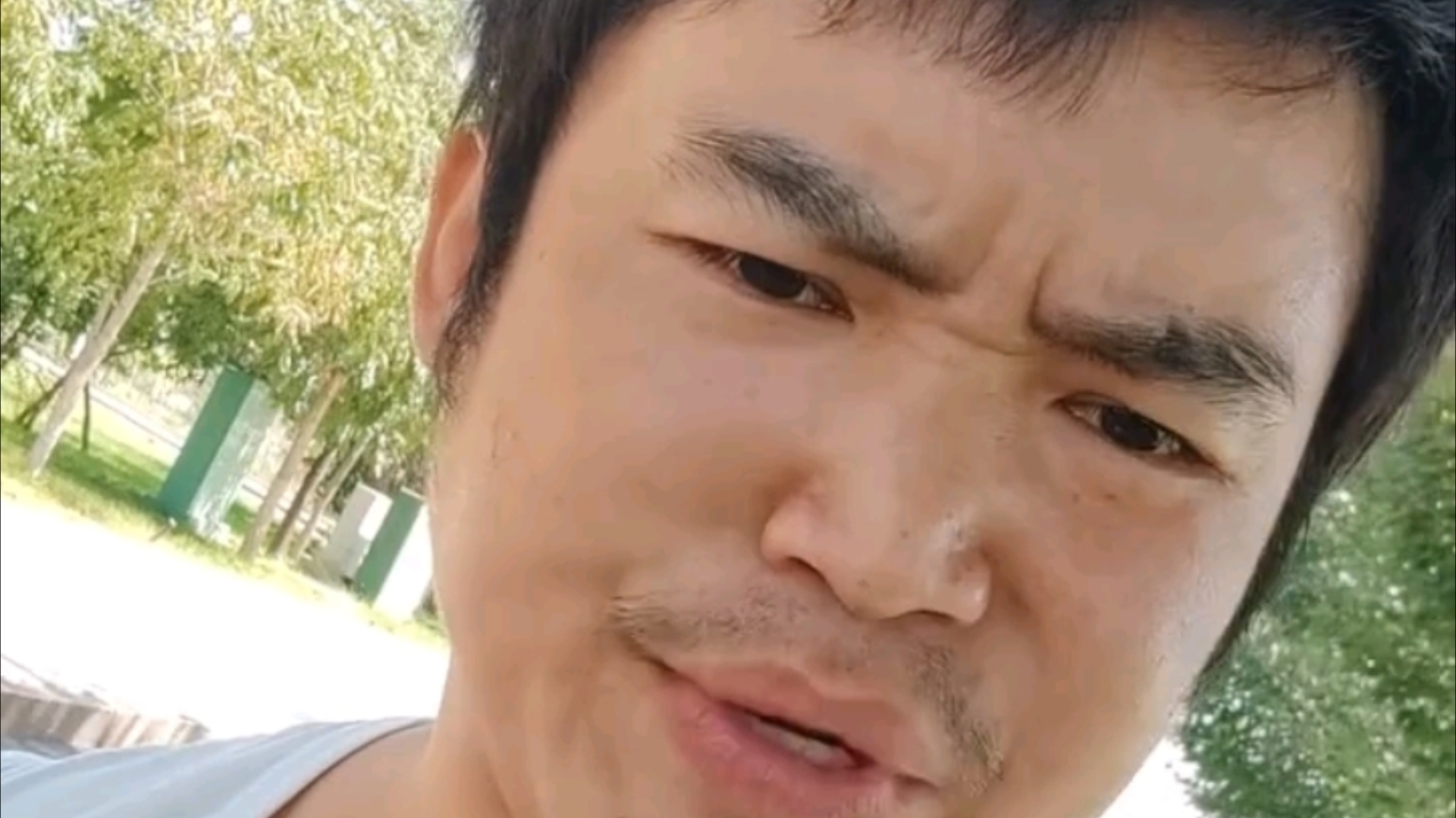 贵州梅西皮香远说他和砀山少侠李联邦的比赛延期了