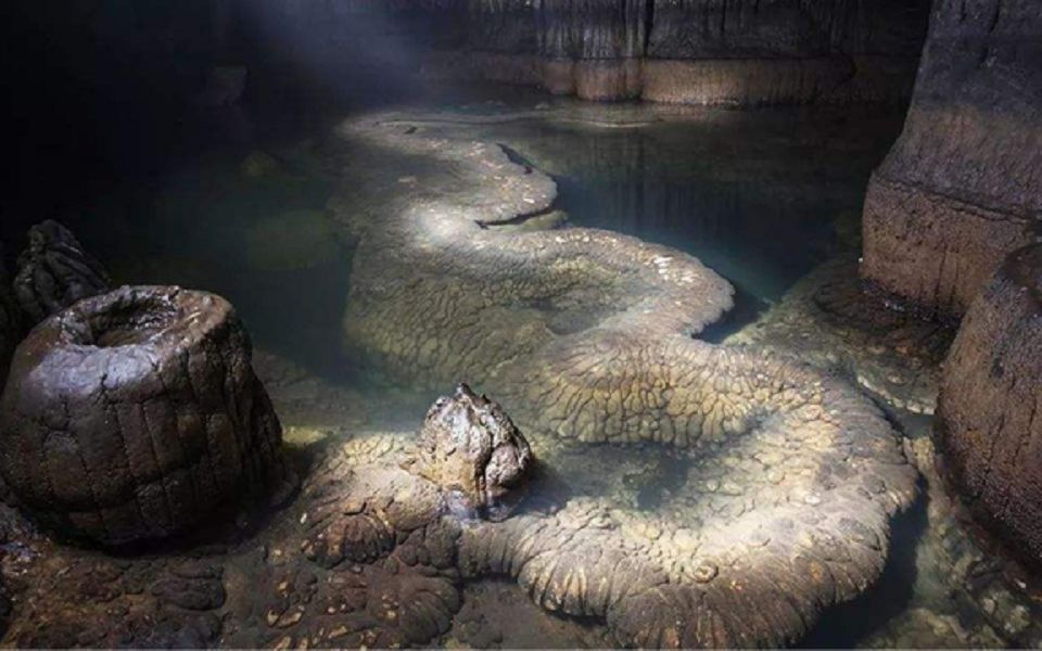湖南石门村一神秘山洞,村民称其,锁龙洞,专家展开深入调查