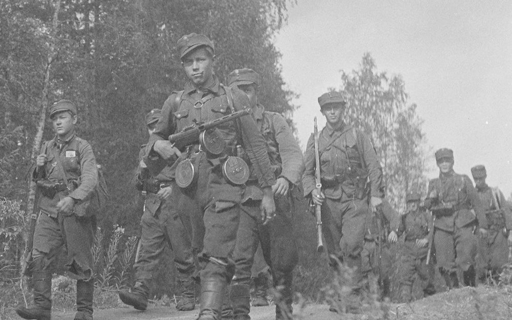 如何在1945年继续以芬兰人的身份在卡累利阿地峡钓鱼