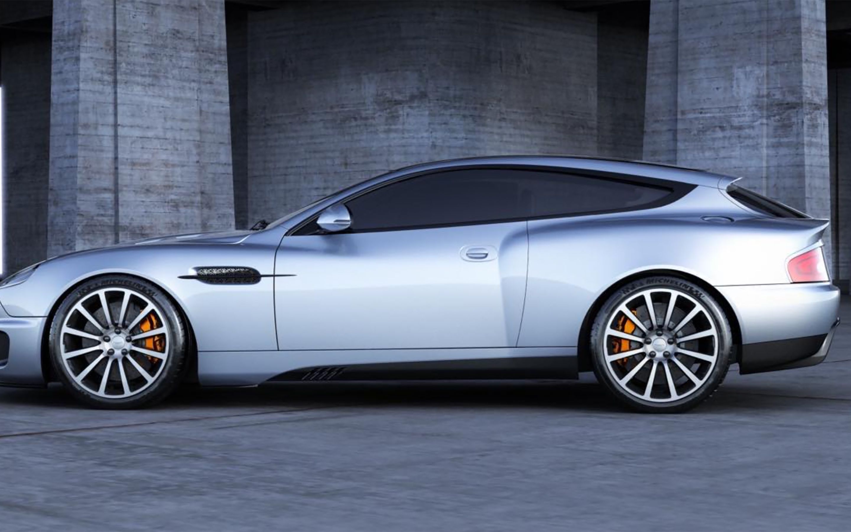 阿斯顿马丁vanquish严凯伦猎装版