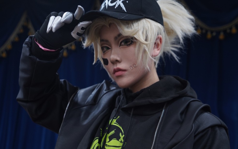 奈布cos漫展舞台thunderous梦幻联动了属于是